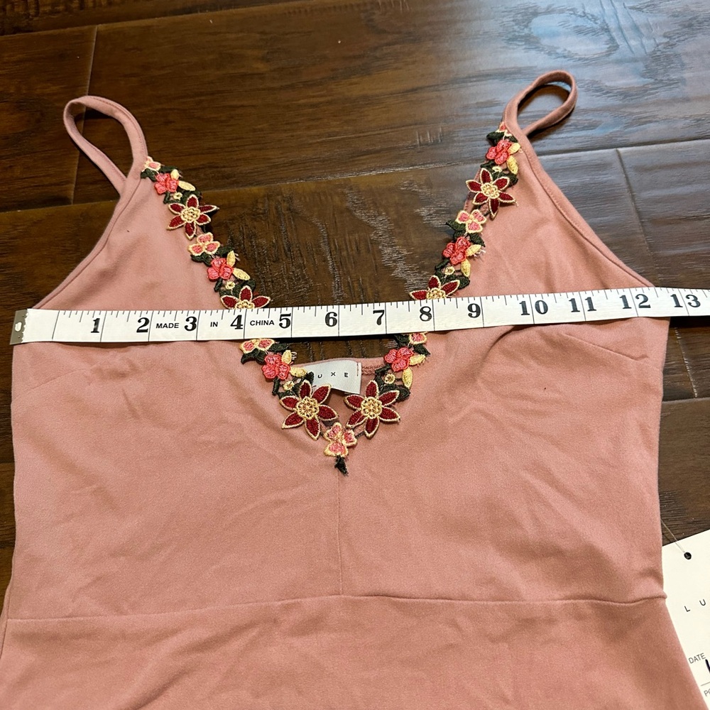 Luxe dusty pink bodysuit with floral accents. NWT - Picture 9 of 9